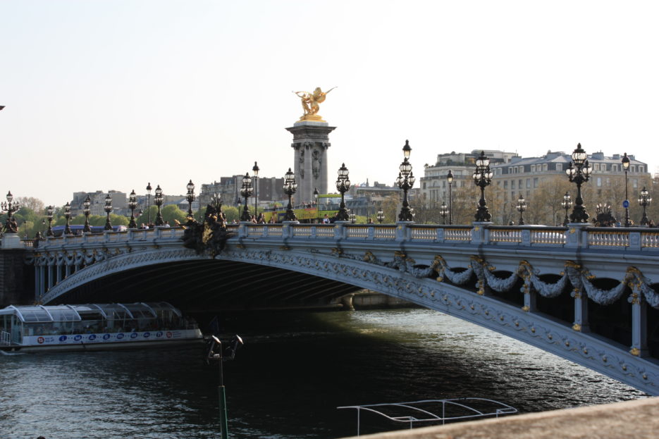 Александровский мост в Париже