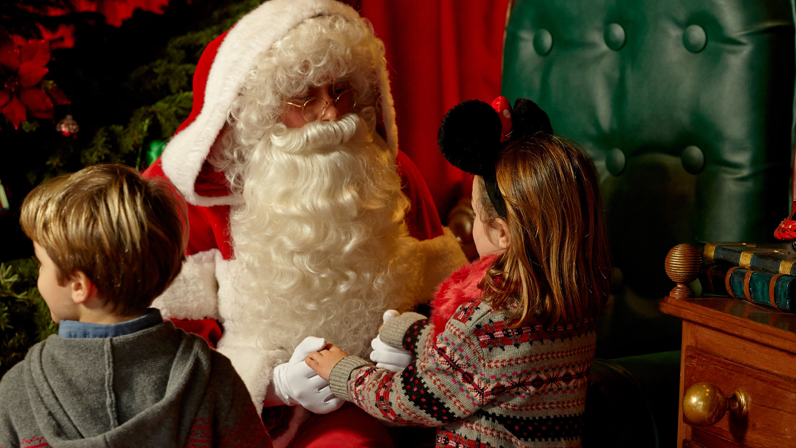 santa-claus_disneyparis