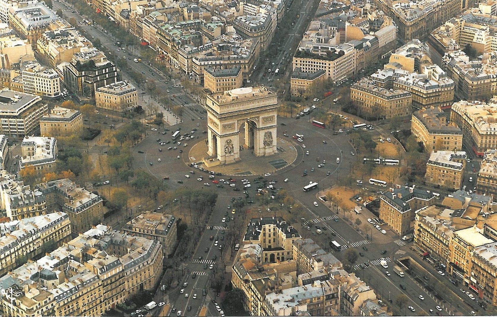 grande-arche-de-triomphe